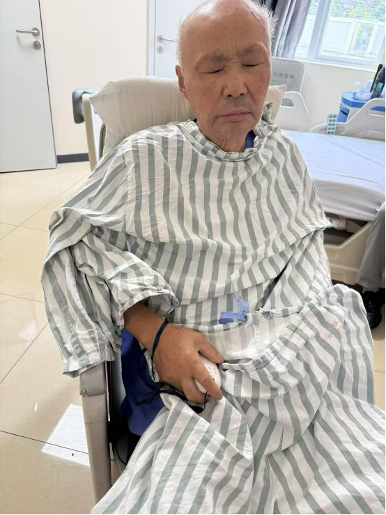 0807食道癌晚期患者割腕自杀后的神迹！！！6.png