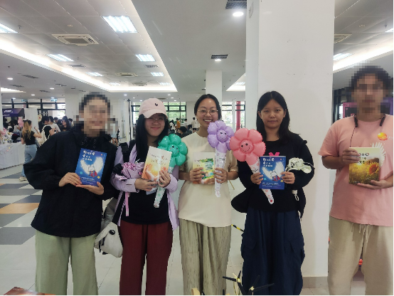 1027神的光芒照耀大学校园3.png