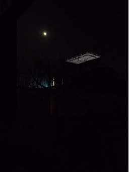 0125炫彩亮了的灯1.png